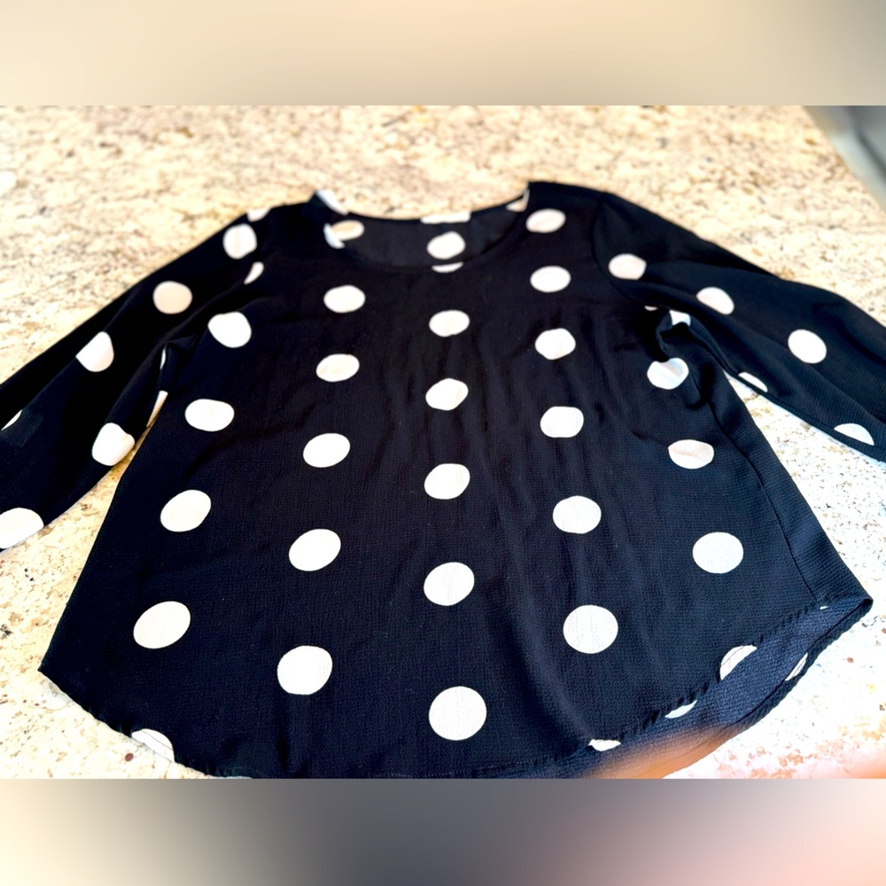 Le Lis Black and White Tunic Top